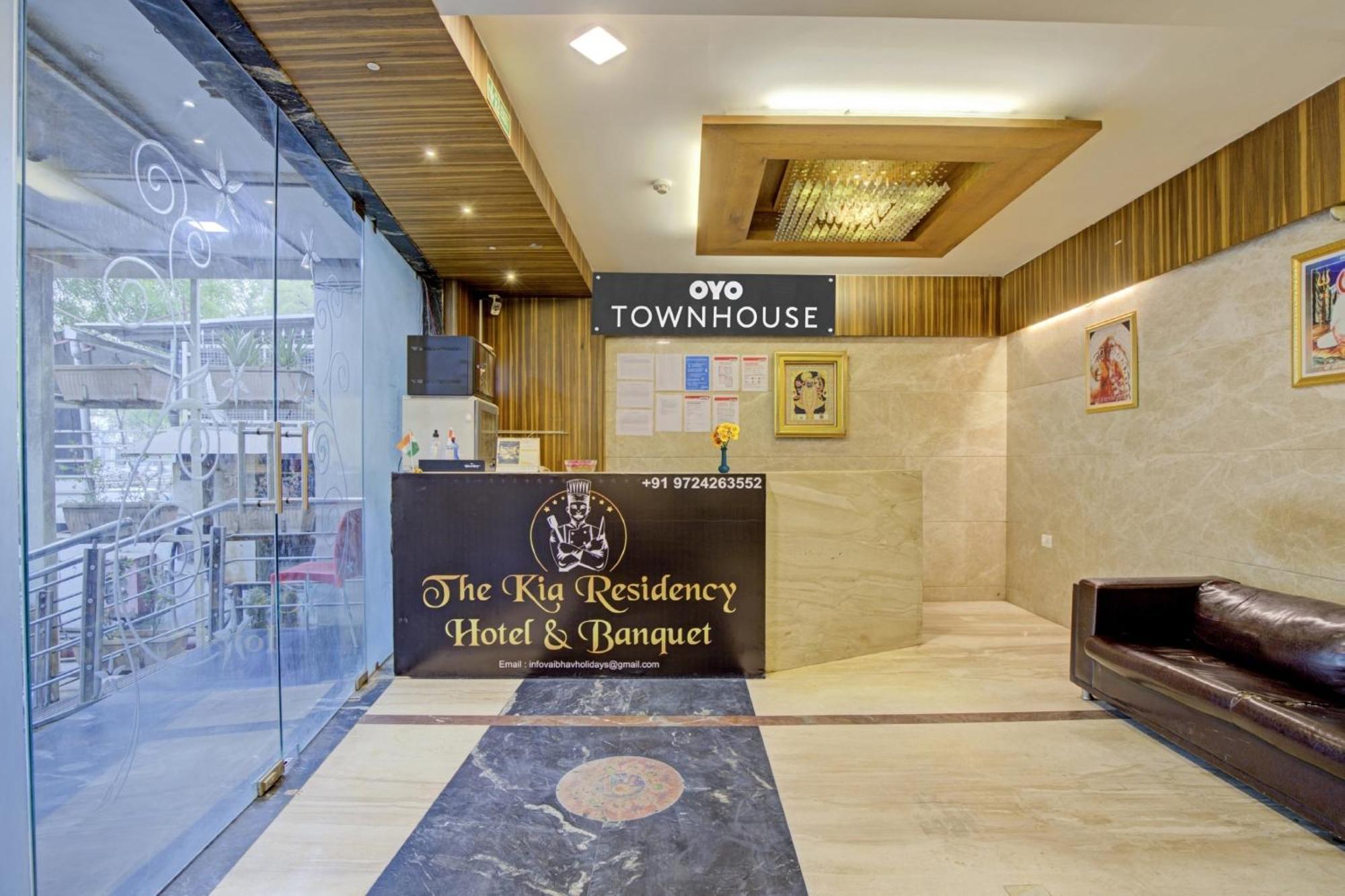 Hotel O The Kia Residency Hotel And Banquet Ahmedabad Extérieur photo